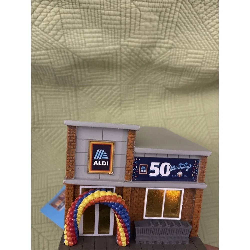 Aldi 50th Birthday Store Light Up! NEW Limited Edition Ballon Arch Logo